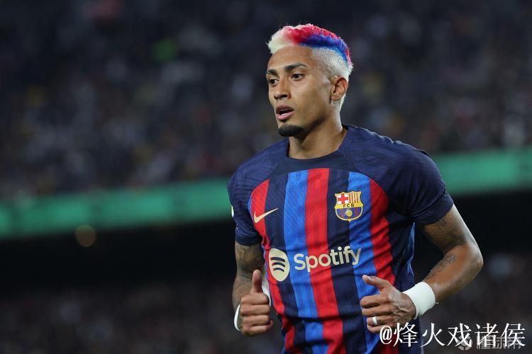 每体:拉菲尼亚成巴萨重要核心,他的目标是夺冠 每体:拉菲尼亚成巴萨重要核心,他的目标是夺冠